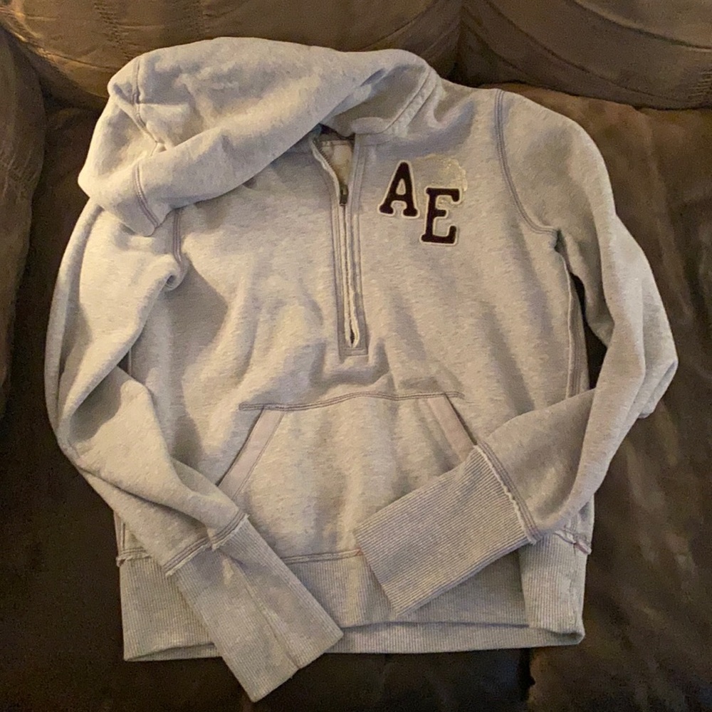 American Eagle juniors size small 3/4 zip hoodie